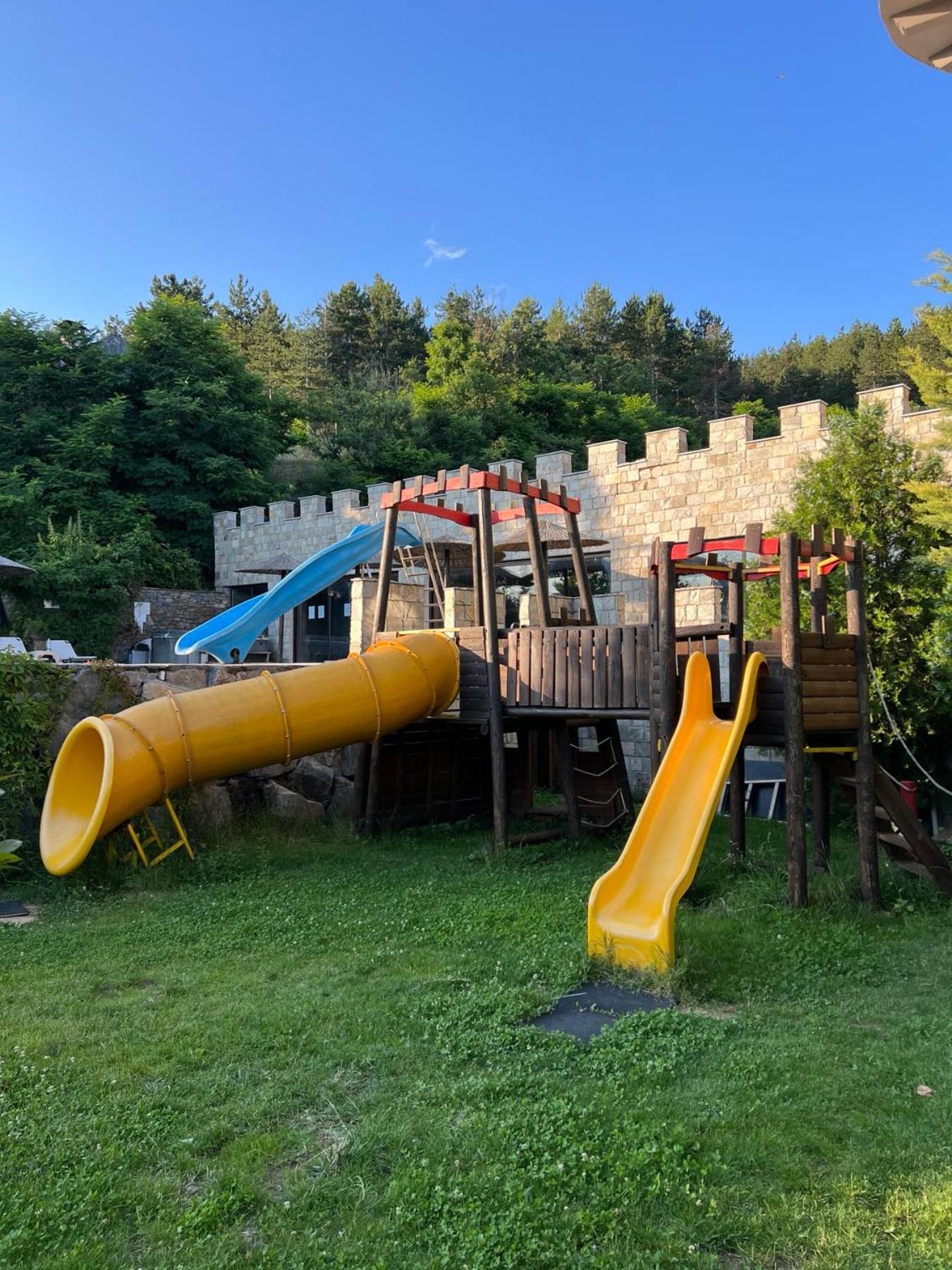 Royal Valentina Castle Bed & Breakfast Ognyanovo  Exterior photo